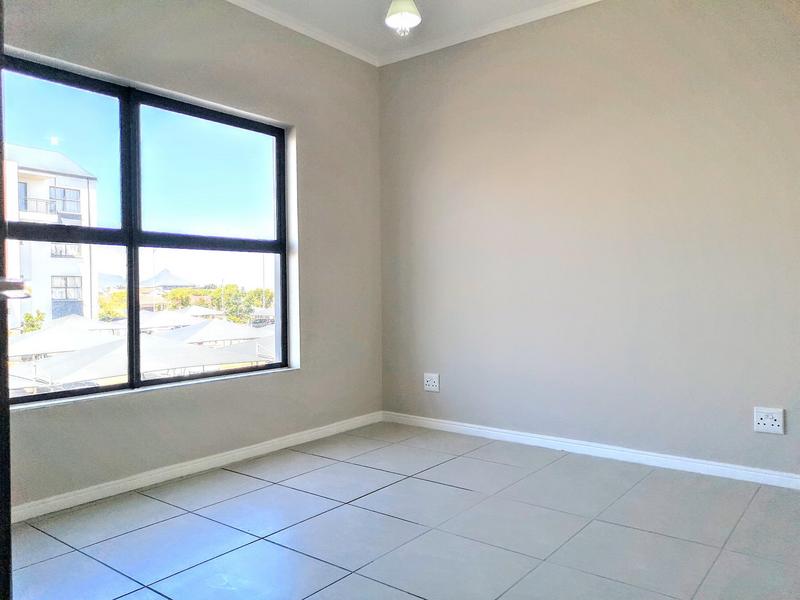 To Let 2 Bedroom Property for Rent in Sandown Western Cape